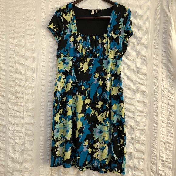 Madison Floral Empire Waist Dress - Picture 2 of 5